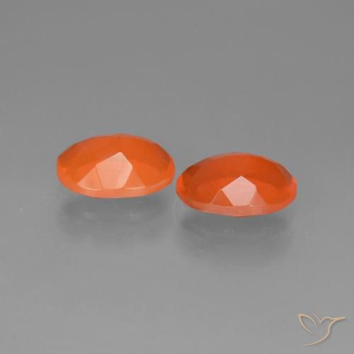 1,23 ct natürliche orangefarbener Feueropal-Edelsteine, Oval Schliff, Transparent