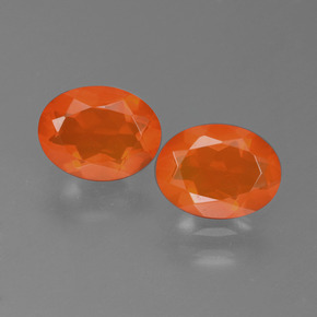 1,41 ct natürliche orangefarbener Feueropal-Edelsteine, Oval Schliff, Transparent