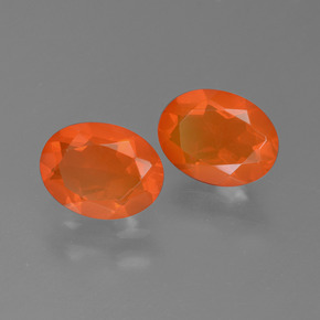 1,41 ct natürliche orangefarbener Feueropal-Edelsteine, Oval Schliff, Transparent