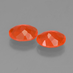1,80 ct natürliche roter Feueropal-Edelsteine, Oval Schliff, Transparent