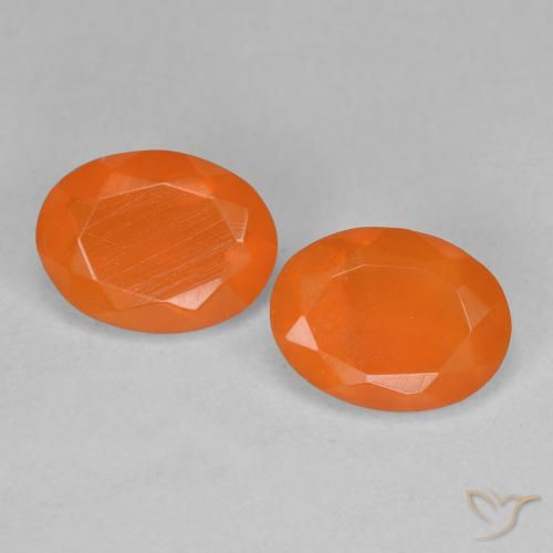 1.33ctw Natürlicher Warme Aprikosenorange Feueropal, Oval, Transparent