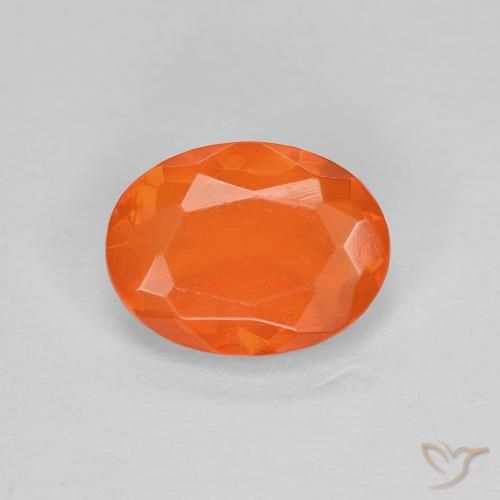 0.67ct Natürlicher hellorange Feueropal, Oval, Transparent