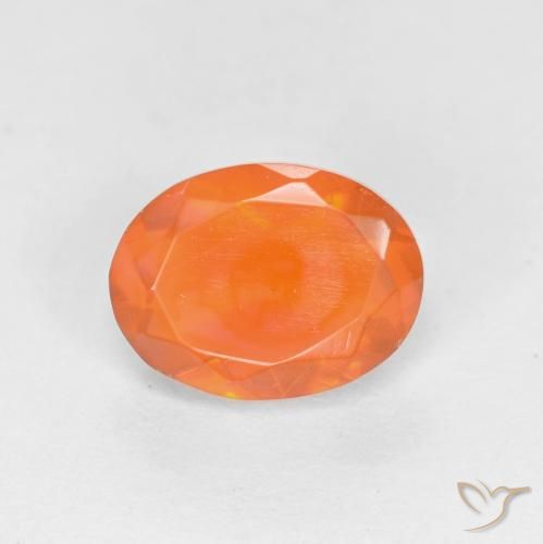 0.58ct Natürlicher hellorange Feueropal, Oval, Lichtdurchlässig