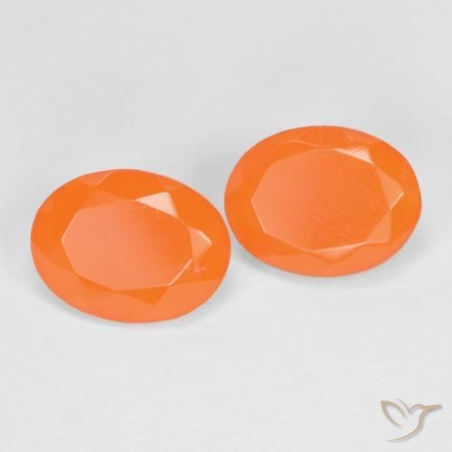 1.56 ct natürliche Mittelorange Feueropal-Edelsteine, Oval, Lichtdurchlässig