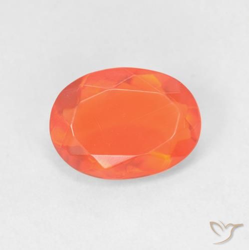0.79ct Natürlicher hellorange Feueropal, Oval, Transparent