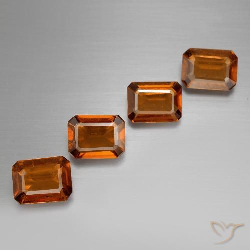 4.66ctw Natürlicher Mittelorange Hessonit-Granat, Smaragdschliff, VS