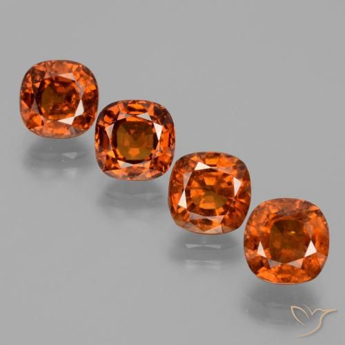 7.49ctw Natürlicher Mittelorange Hessonit-Granat, Kissen, VS-SI