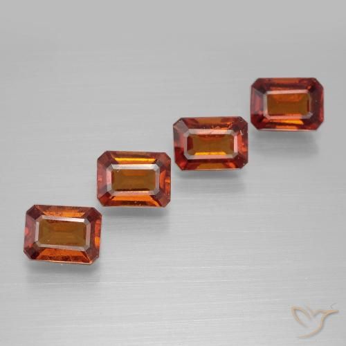 3.84ctw Natürlicher Mittelorange Hessonit-Granat, Smaragdschliff, VS