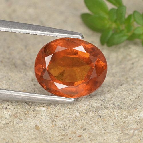 1.96ct Natürlicher tieforange Hessonit-Granat, Oval, VS