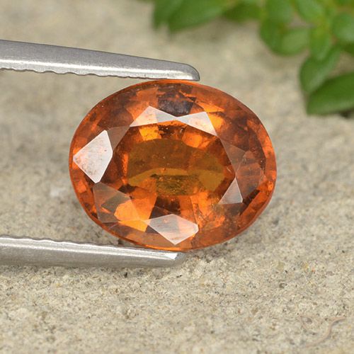2.01ct Natürlicher Mitteldunkles Orange Hessonit-Granat, Oval, VS-SI