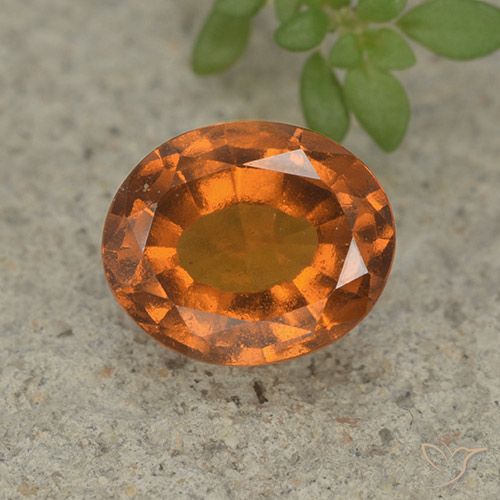 2.42ct Natürlicher tieforange Hessonit-Granat, Oval, VS