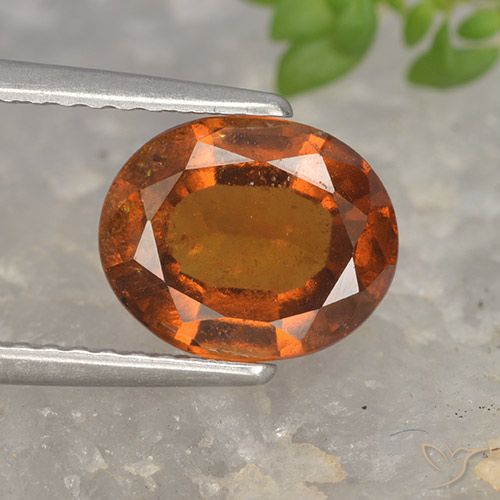 2.37ct Natürlicher rötlich-orange Hessonit-Granat, Oval, VS-SI