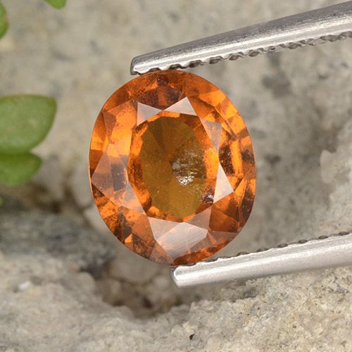 1.81ct Natürlicher Mitteldunkles Orange Hessonit-Granat, Oval, VS