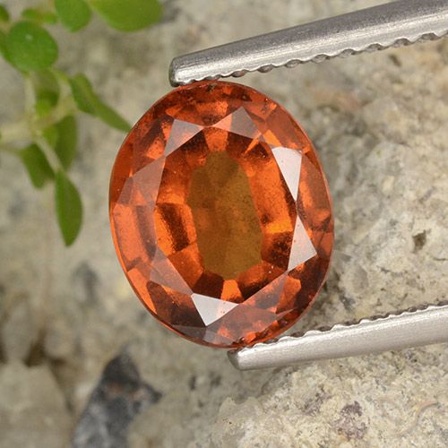 1.99ct Natürlicher tieforange Hessonit-Granat, Oval, VS