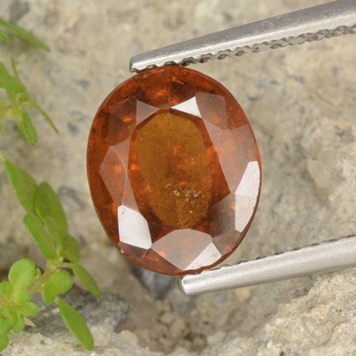 3.05ct Natürlicher rötlich-orange Hessonit-Granat, Oval, VS-SI