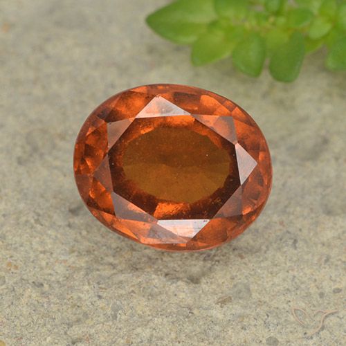 2.70ct Natürlicher tieforange Hessonit-Granat, Oval, VS-SI