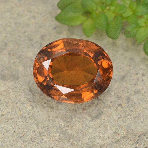 1.95ct Natürlicher Mittelorange Hessonit-Granat, Oval, VS-SI