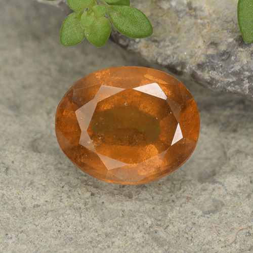 2.06ct Natürlicher Gelblich-orange Hessonit-Granat, Oval, VS-SI