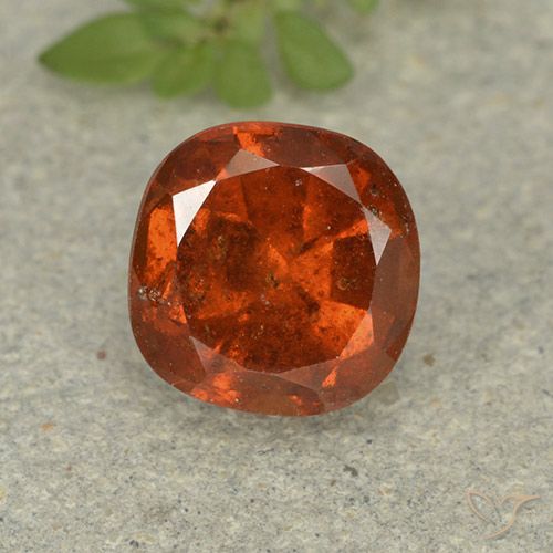 1.91ct Natürlicher rötlich-orange Hessonit-Granat, Kissen, VS-SI