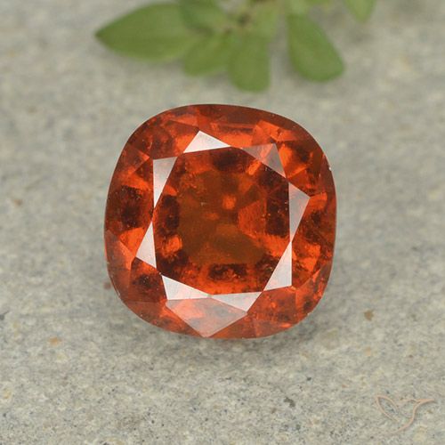 1.92ct Natürlicher Dunkelorange Hessonit-Granat, Kissen, VS-SI