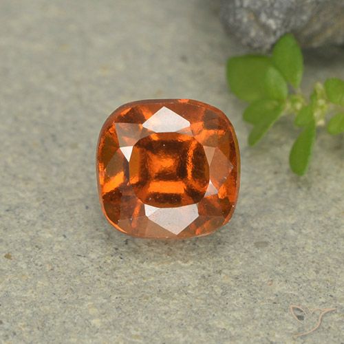 1.71ct Natürlicher Gelblich-orange Hessonit-Granat, Kissen, VVS-VS