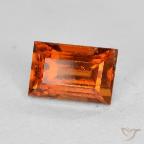 9,17 ctw natürlicher rötlich-orange Hessonit-Granat, Baguette, VS