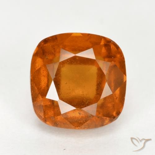 2.65ct Natürlicher Mittelorange Hessonit-Granat, Kissen, VS-SI