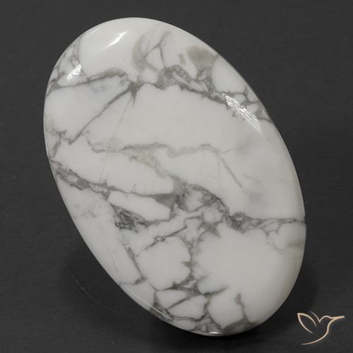 102.41ct Natürlicher gräulich-weiß Howlith, Oval, Lichtundurchlässig