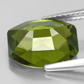 9,17 ctw natürlicher Olivgrün Idokras, Kissenschliff, VS