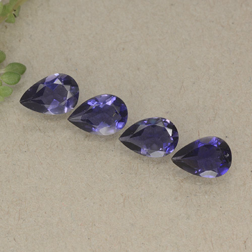 1,26 ct natürliche violetter Iolith-Edelsteine, Birnenform, VS