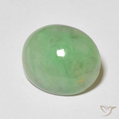 9,17 ctw natürlicher gelb-grün Jade, Oval, Lichtundurchlässig
