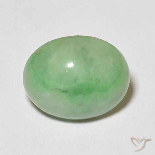 4.34ct Natürlicher Warmes Grün Jade, Oval, Lichtundurchlässig