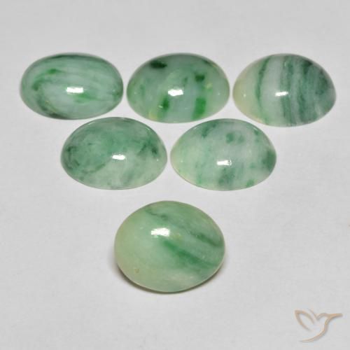 4.51ct Natürlicher Mittelgrün Jade, Oval, Lichtundurchlässig