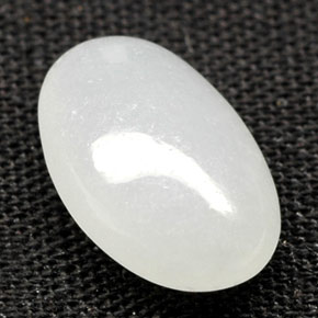 2,05 ctw natürlicher weißer Jadeit, Oval Schliff, Lichtdurchlässig