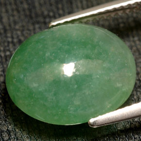 10,49 ctw natürlicher grüner Jadeit, Transparent, Transparent / Lichtdurchlässig