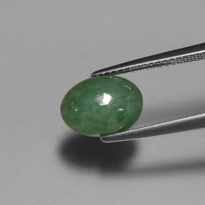2,60 ctw natürlicher grüner Jadeit, Oval Schliff, Lichtdurchlässig