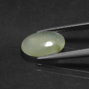 1,87 ctw natürlicher grüner Jadeit, Transparent, Transparent / Lichtdurchlässig