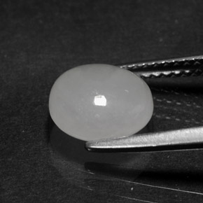 2,51 ctw natürlicher weißer Jadeit, Oval Schliff, Lichtdurchlässig