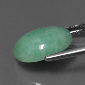 8,83 ctw natürlicher grüner Jadeit, Oval Schliff, Lichtundurchlässig
