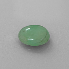 1,80 ctw natürlicher grüner Jadeit, Oval Schliff, Lichtdurchlässig