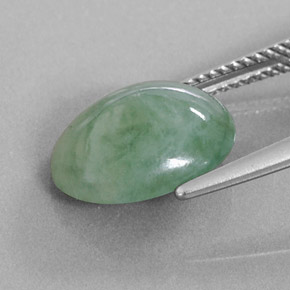 6,25 ctw natürlicher grüner Jadeit, Oval Schliff, Lichtdurchlässig