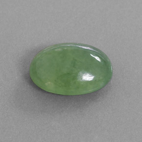 4,02 ctw natürlicher grüner Jadeit, Oval Schliff, Lichtdurchlässig