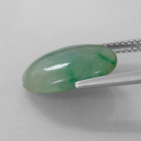 4,88 ctw natürlicher grüner Jadeit, Oval Schliff, Lichtdurchlässig