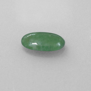 1,56 ctw natürlicher grüner Jadeit, Oval Schliff, Lichtdurchlässig