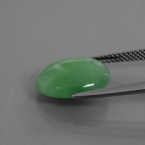 6,55 ctw natürlicher grüner Jadeit, Oval Schliff, Lichtdurchlässig