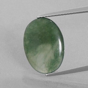 5,69 ctw natürlicher grüner Jadeit, Oval Schliff, Transparent