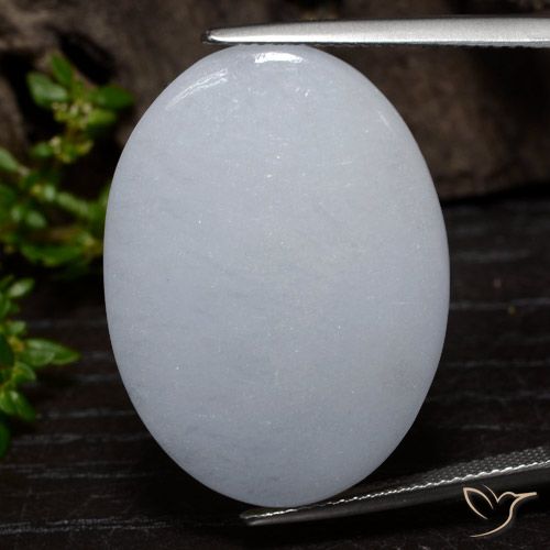 36.82ct Natürlicher Helles bläuliches Grau Jadeit, Oval, Lichtundurchlässig