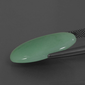 9,17 ctw natürlicher Grün Jadeit, Oval Schliff, Lichtundurchlässig