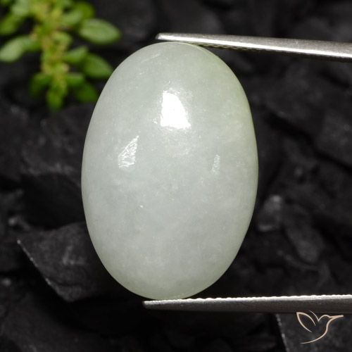 21.95ct Natürlicher Blasses grünliches Weiß Jadeit, Oval, Lichtdurchlässig