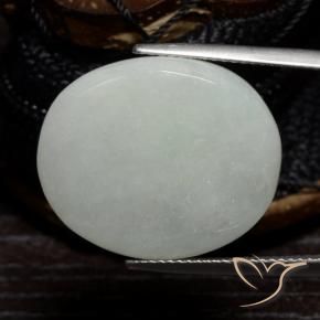 9,17 ctw natürlicher Mittelgrün Jadeit, Oval, Lichtdurchlässig